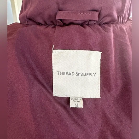 Thread & Supply Maroon Quilted Puffer Vest Gold Button/Zipper Women Size Medium - Picture 8 of 10
